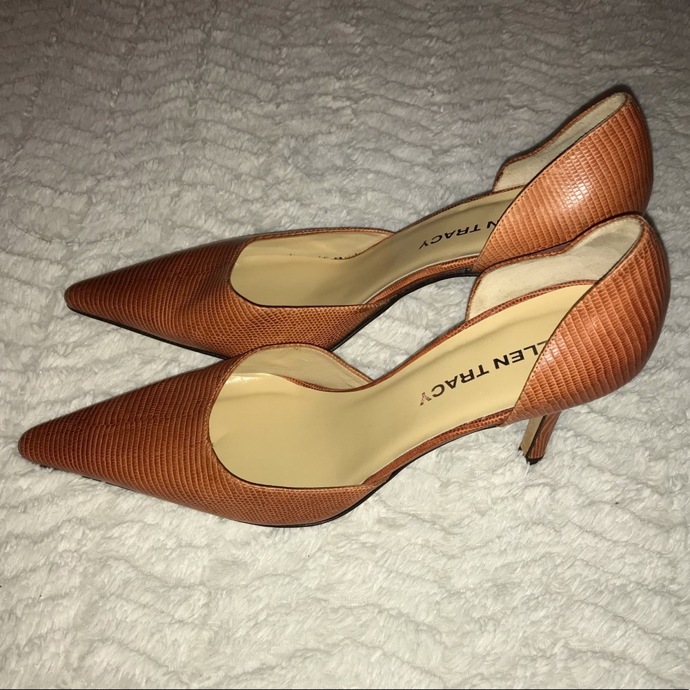 Ellen Tracy Leather Pointy Toe Pumps Orange 8.5B